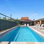 2 Bedroom In 아파트