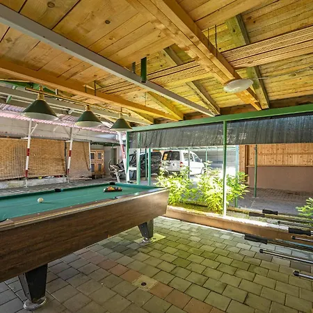 2 Bedroom In *