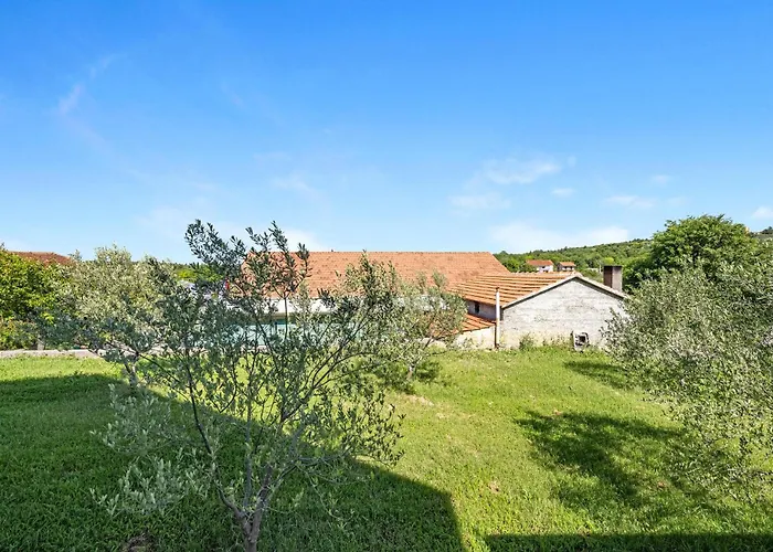 Beautiful In * Dubravice