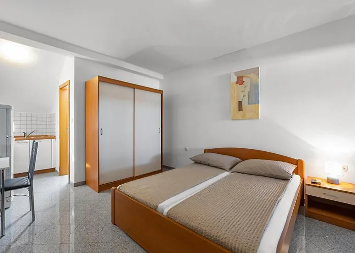 Apartamento Beautiful In Dubravice